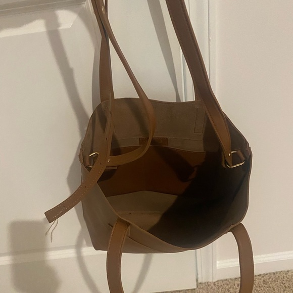 Large Tote 15 x 15” , Excel. Cond. - Picture 3 of 10